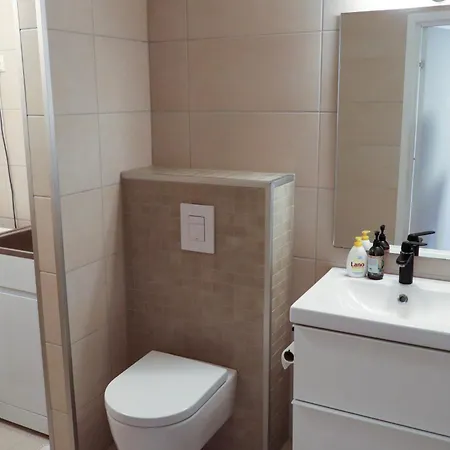 아파트 Ons 2024 - Prime Location For Rent 스타방에르